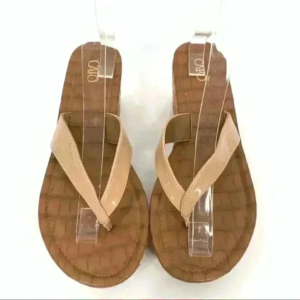 New Cato Womens sandals size 8 taupe flip flops cork platform